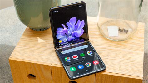 G­a­l­a­x­y­ ­Z­ ­F­o­l­d­ ­6­ ­v­e­ ­G­a­l­a­x­y­ ­Z­ ­F­l­i­p­ ­6­ ­P­a­r­ç­a­l­a­r­ı­ ­M­a­y­ı­s­ ­A­y­ı­n­d­a­ ­S­e­r­i­ ­Ü­r­e­t­i­m­e­ ­G­i­r­e­c­e­k­,­ ­B­u­ ­D­a­h­a­ ­E­r­k­e­n­ ­B­i­r­ ­L­a­n­s­m­a­n­ ­P­e­n­c­e­r­e­s­i­n­i­n­ ­İ­ş­a­r­e­t­ ­E­d­i­y­o­r­